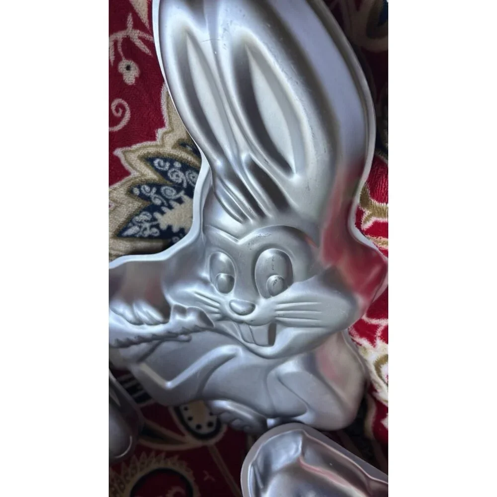 Bugs Bunny Cartoon Wilton Cake Pan Lot Of 3 New Vintage  Looney Tunes Doc Face